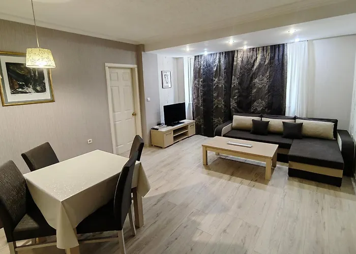 Апартамент Sofia Hotel Apartments *